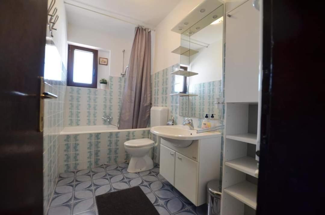 Tony Apartments โรวีน ห้อง รูปภาพ